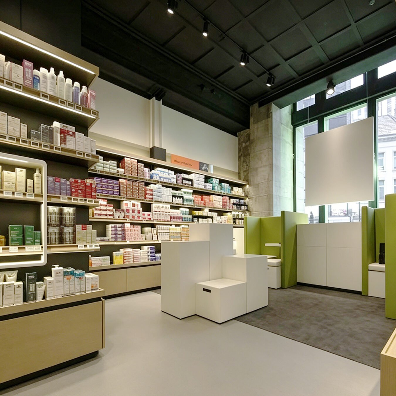 Winka Display Modern Pharmacy Retail Display Shelving System - Pharmacy & Medical Displays