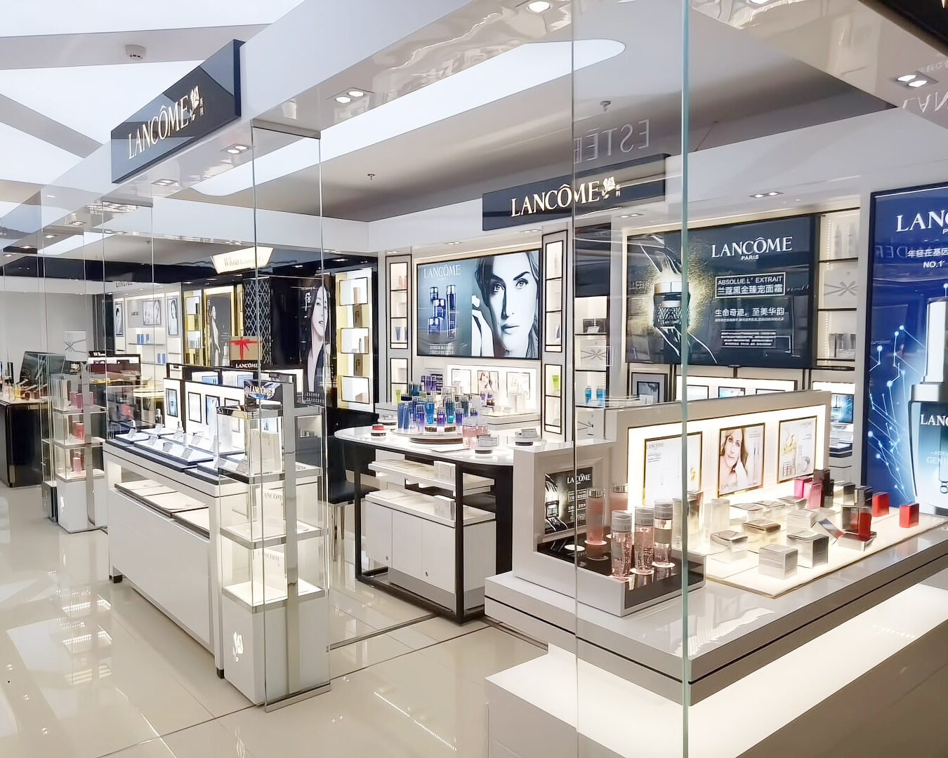 Mall Beauty Island Store — Custom Cosmetics Display Fixtures | Winka Display - Custom Store Display Solutions